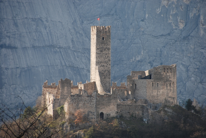 Burg von Drena