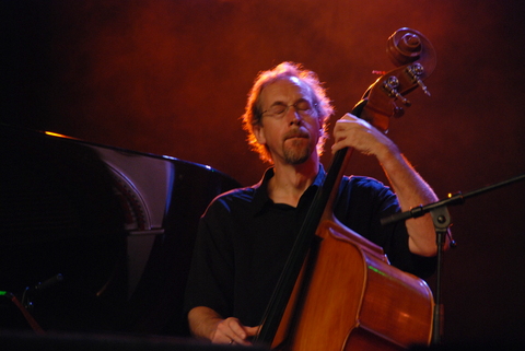 Neil Swainson (b)