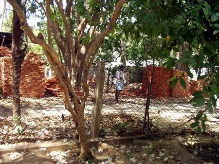 Baustelle gegenueber Murthy's Haus