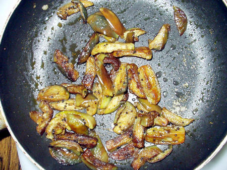 Kathrikai, Brinjal, Auberginen