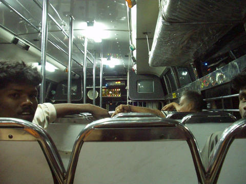 luxury bus back 