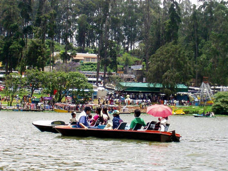 Ooti Lake -- Vergnuegungspark