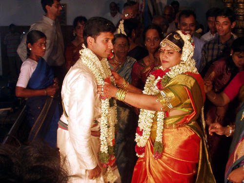 Exchanging Flower garlands