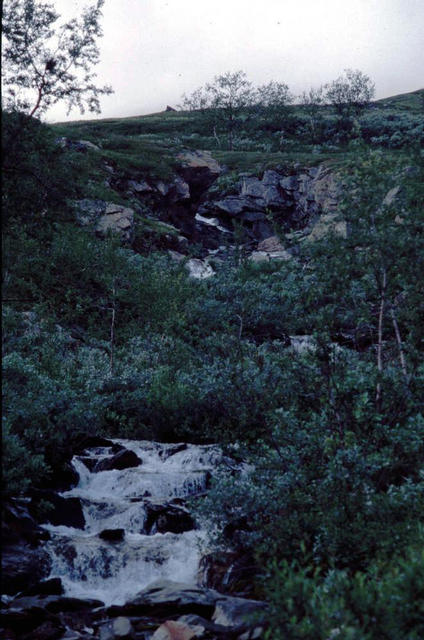 Noch ein Wasserfall am Weg
